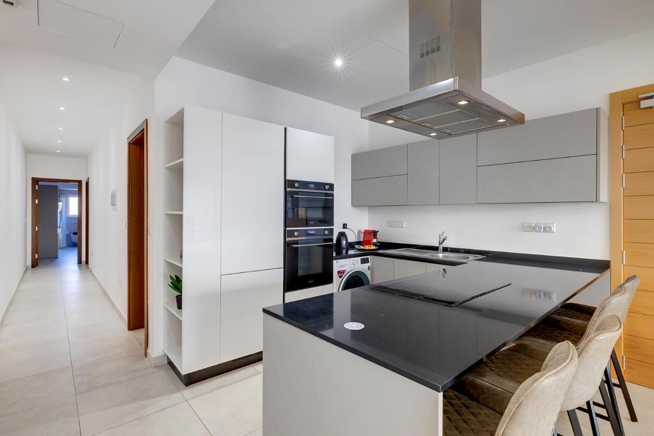 Apartment Luxe With Valletta And Harbour Views