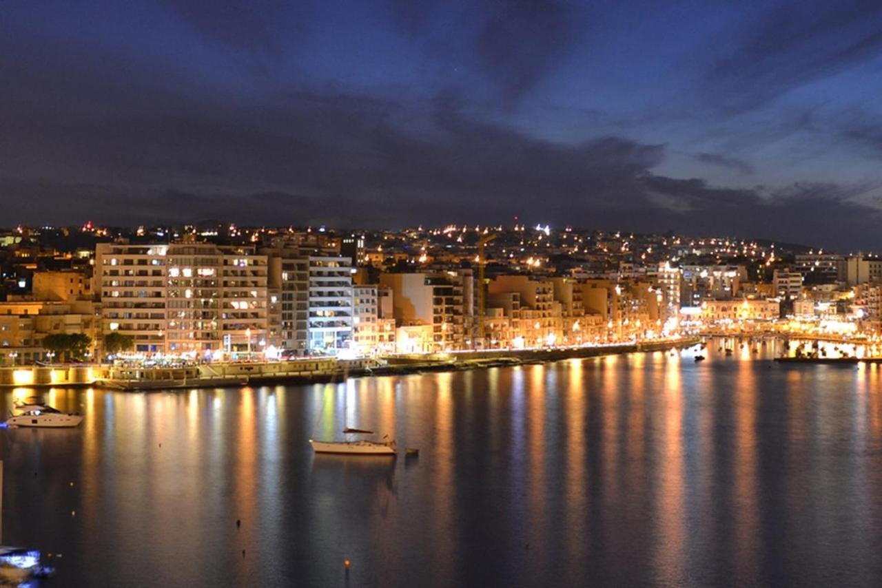 Luxe With Valletta And Harbour Views